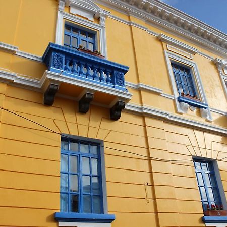 Hostal Cafe Tiana Латакунґа Екстер'єр фото