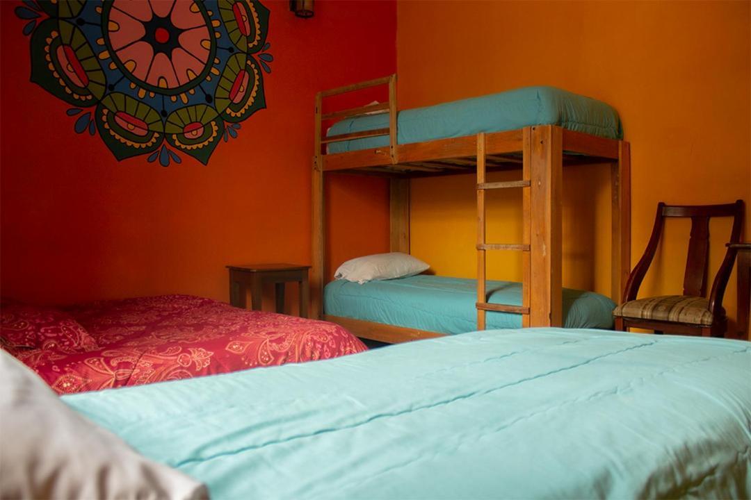 Hostal Cafe Tiana Латакунґа Номер фото